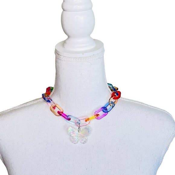 NWT Rainbow Multicolor Plastic Block Chain Iridescent Butterfly Necklace - Picture 2 of 4